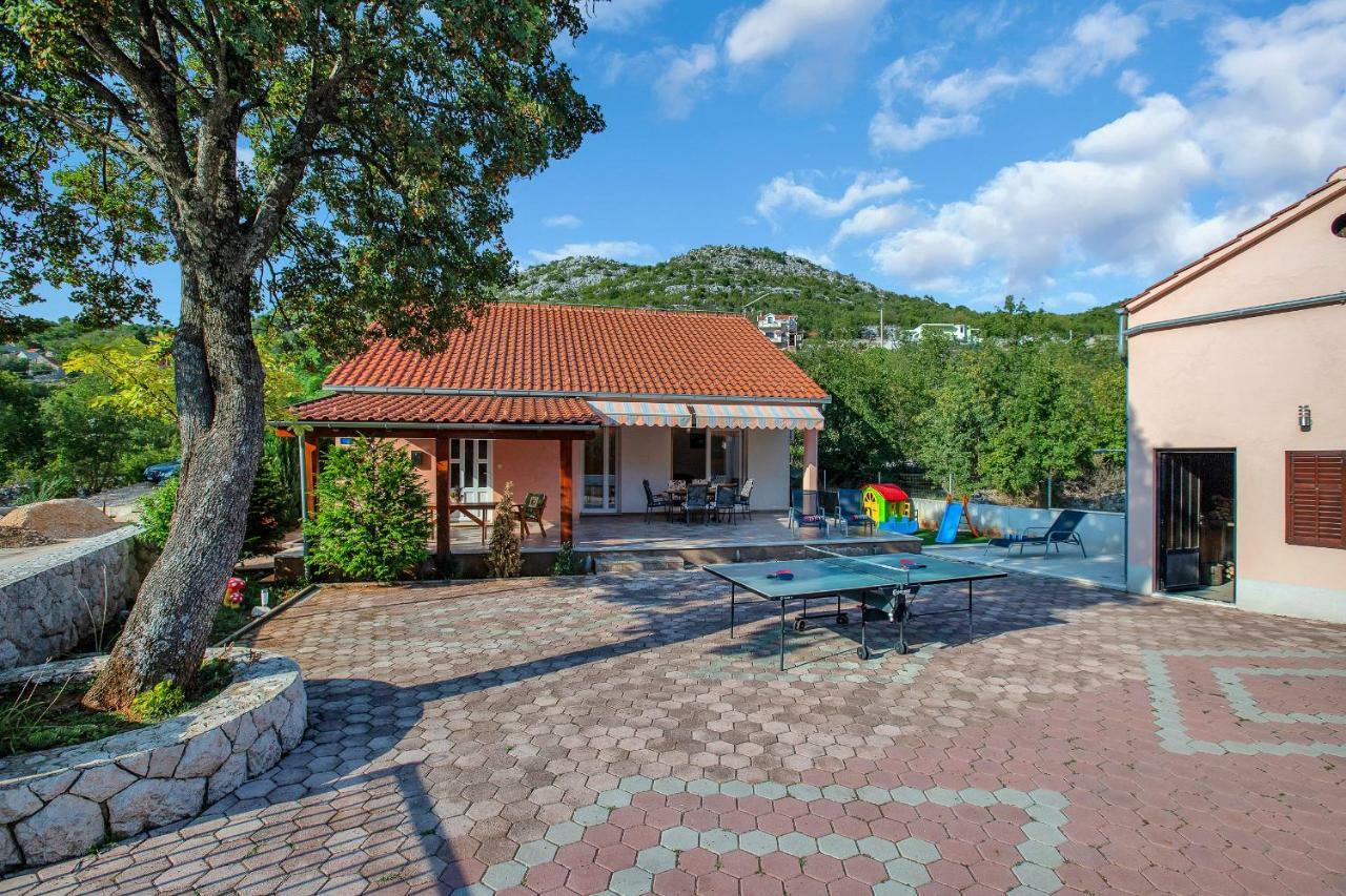Villa Zvonimir Zagvozd Extérieur photo